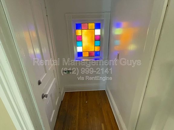 5th image of 282 Page St E