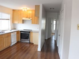 1732 Martin Luther King Jr Way S