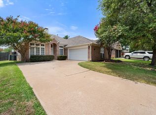 6604 High Brook Dr, Fort Worth, TX 76132