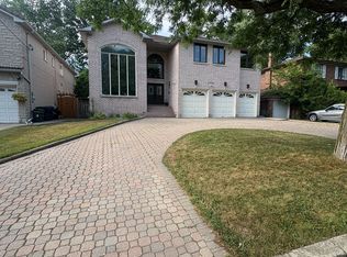 288 Dunview Ave #BASEMENT, Toronto, ON M2N 4J5
