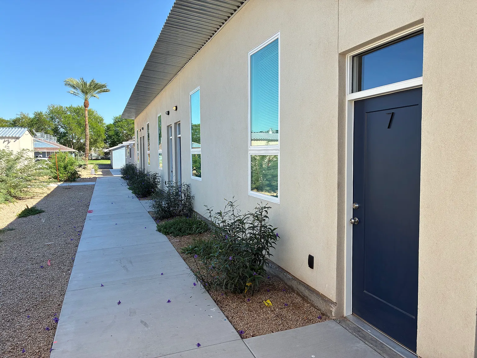 1 bed, 650 sqft, $999 — Photo 2