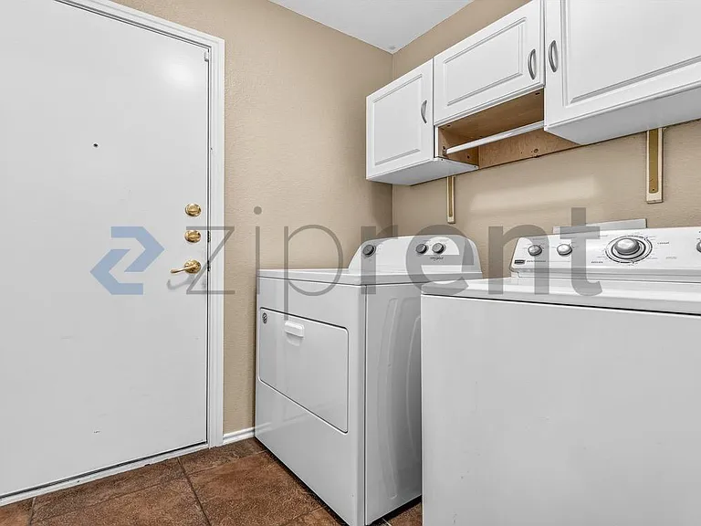 1412 Poppy Seed Ln — Photo 23