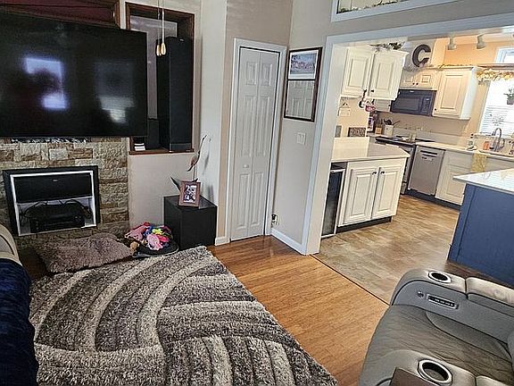 3rd image of 410 NE 5th St #267