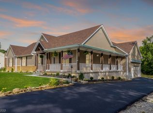 81 Belview Rd, Phillipsburg, NJ 08865
