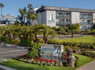 Harbour Lights Resort Apartments, Huntington Beach, CA 92649