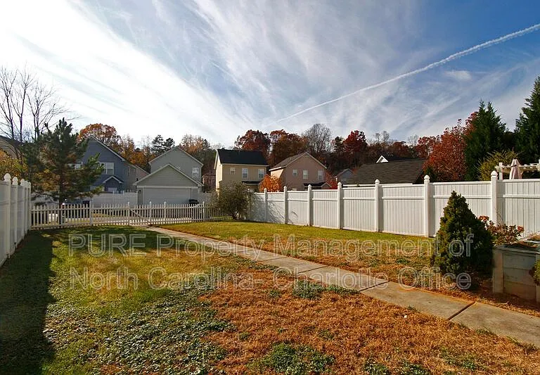 7428 Darblay St — Photo 31