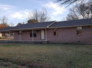 702 E Avenue A, Heavener, OK 74937