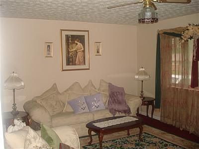 3rd image of 337 Estonia Dr