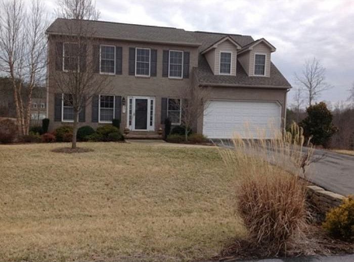1st image of 207 Montgomery Farms Ave