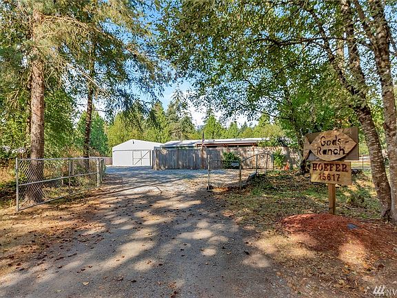 3rd image of 15617 Alpinwood Pl SE