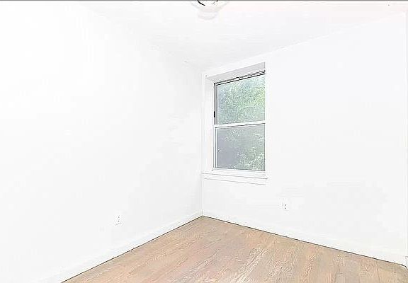4th image of 270 Jefferson St #4FF