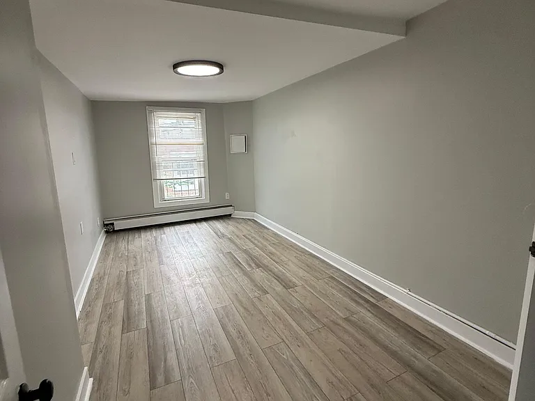 155 W Main St #3 — Photo 4