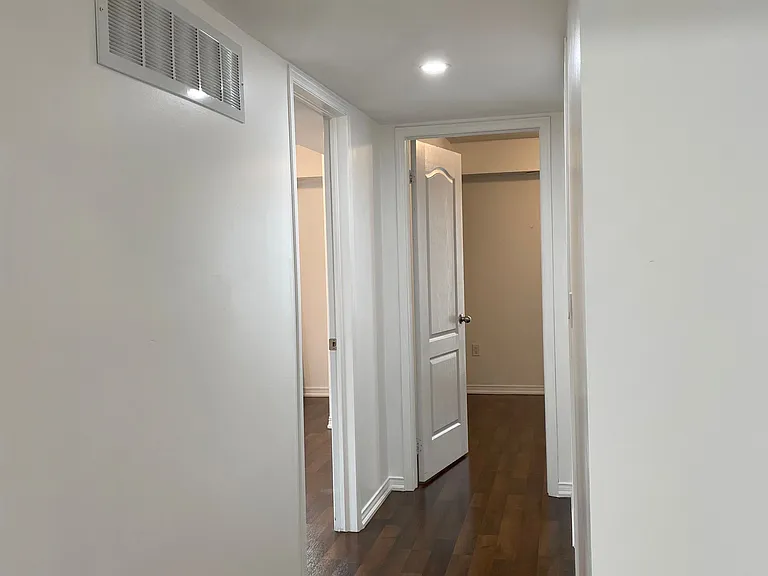 130 Widdicombe Hill Blvd #418 — Photo 13