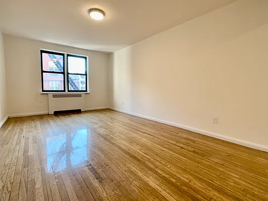 Rented by Sovereign Associates | media 12