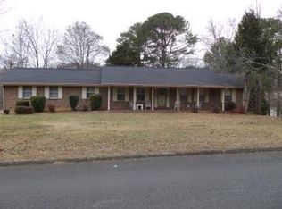 401 Oakleaf Cir, Knoxville, TN 37924