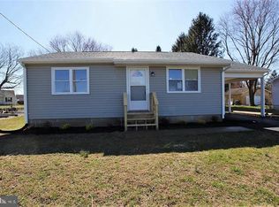 1662 Peach Basket Rd, Felton, DE 19943