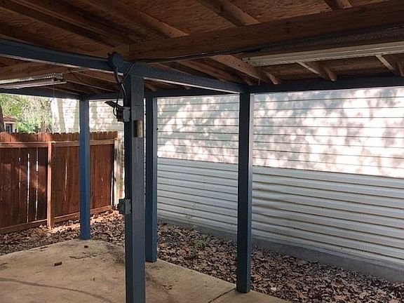 5th image of 10042 Birch Field Dr