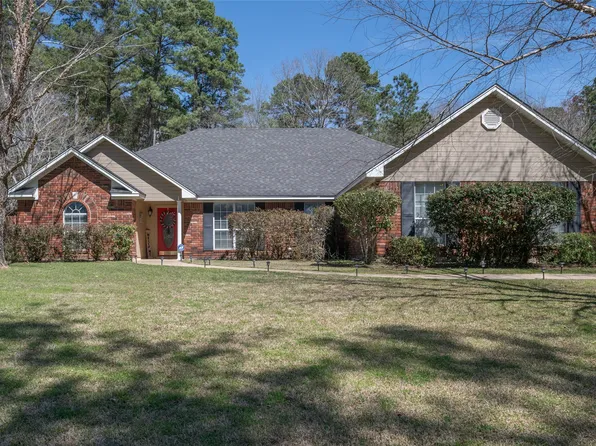 1406 Whispering Pines Dr, Minden, LA 71055