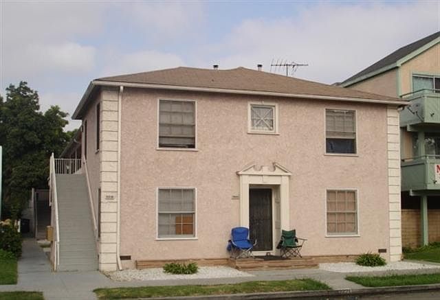 Front View of Apartment