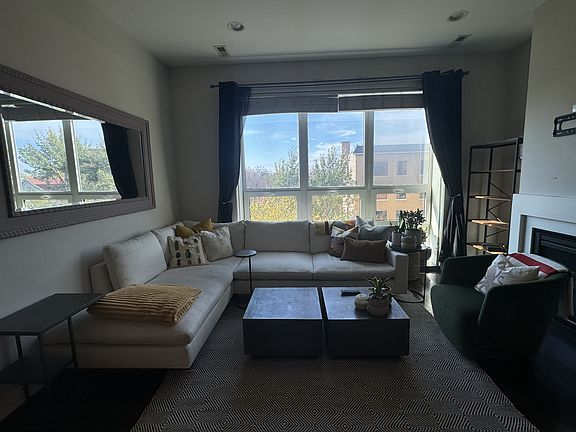 3rd image of 1703 N Kedzie Ave #2