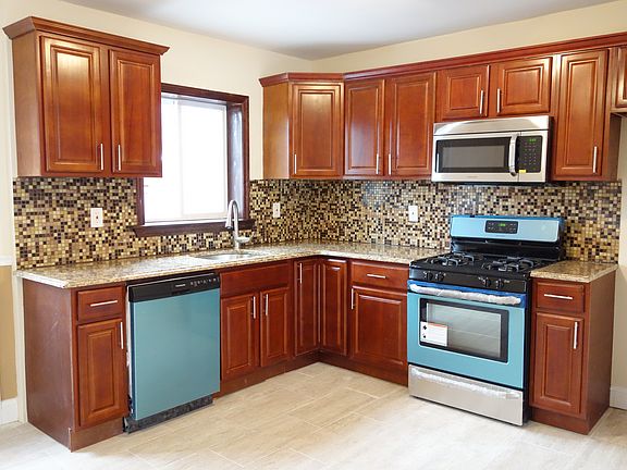 5th image of 3358 Tiemann Ave #1A