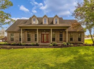 2207 Westminster Dr, Marion, IL 62959