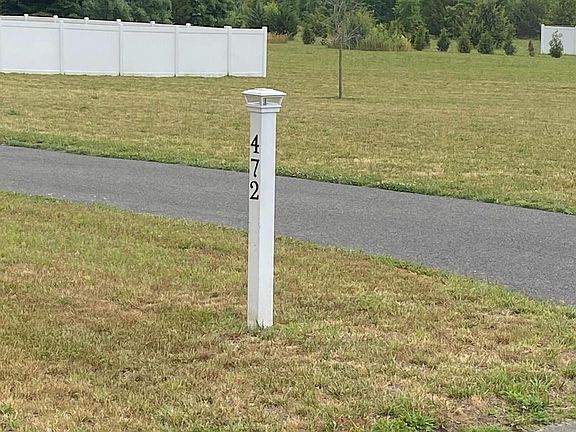 2nd image of 472 Harvest Ln