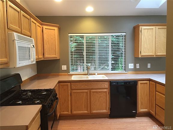 3rd image of 2245 S East Camano Dr