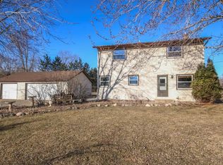 19868 159th St NW, Elk River, MN 55330