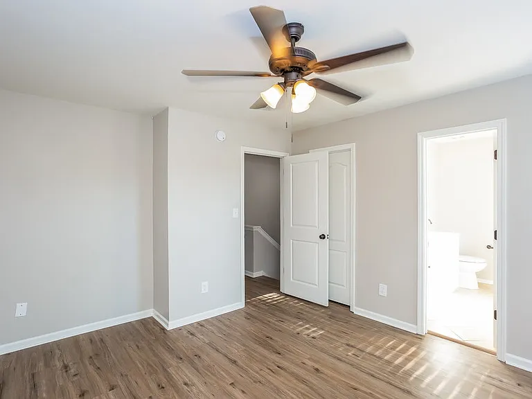 420 Amir Cir — Photo 10