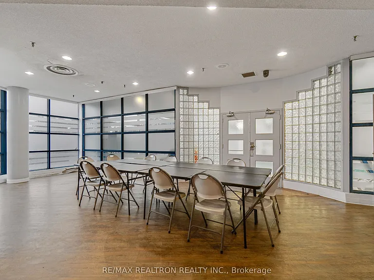 25 Trailwood Dr #2403 — Photo 22