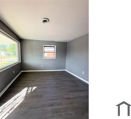 1669 19th Pl SW — Photo 9