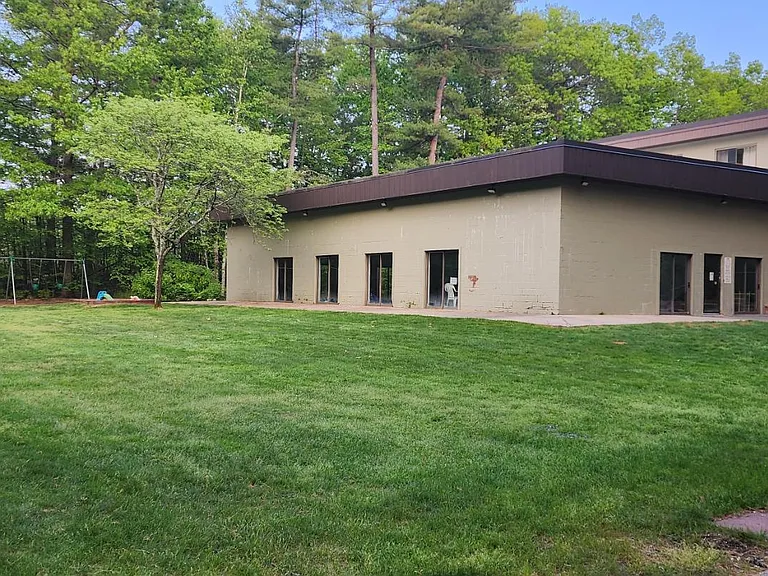 11 Strawberry Bank Rd #11 — Photo 9