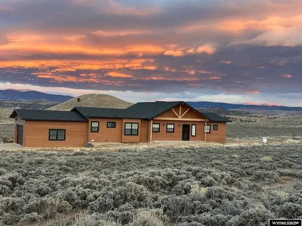 5 Plattoga Ct, Saratoga, WY 82331