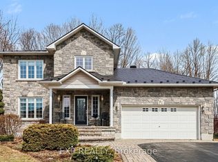 91 Rembrandt Dr, Russell, ON K0A 1W0