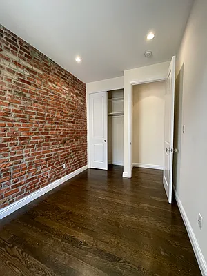 Rented by Avenues Real Estate | media 14