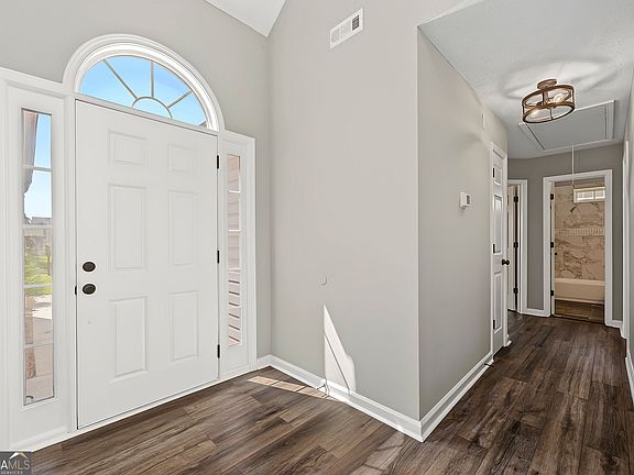 2nd image of 7650 Summit Trl