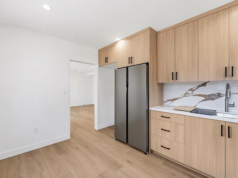 2817 Sycamore Ave — Photo 10