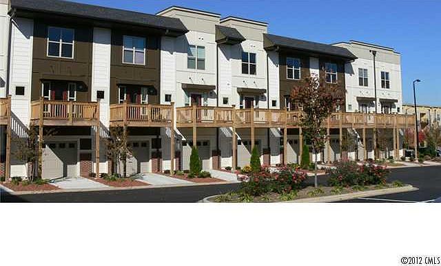 2nd image of 736 Seigle Point Dr #736