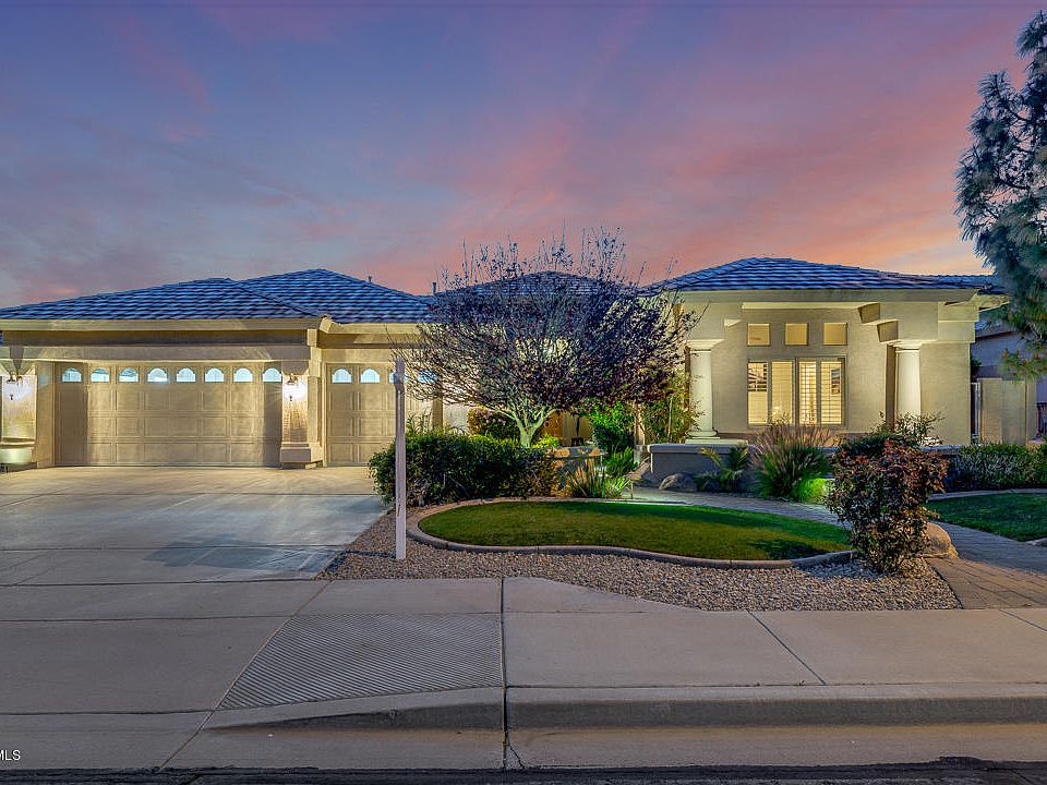 1st image of 1414 N Harper Cir