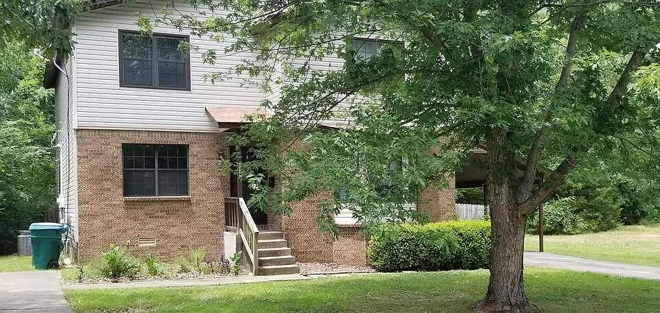 Building Photo 3