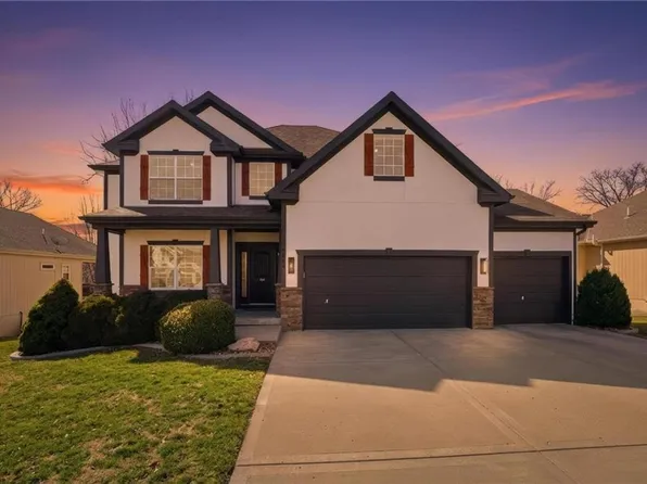 1209 NW 94th St, Kansas City, MO 64155