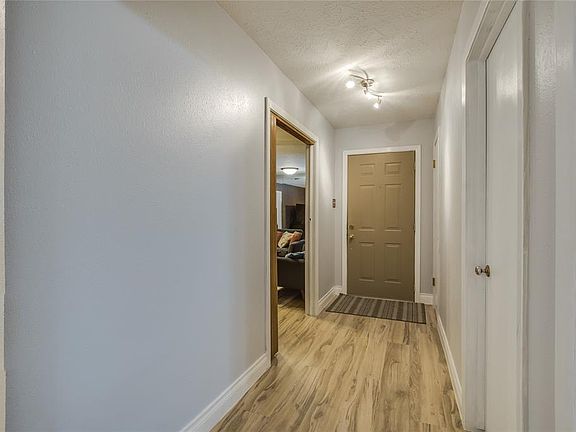 5th image of 1504 Lavonia Ln