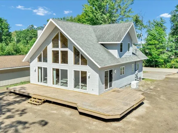 4596 E Lakeview Dr, Hale, MI 48739