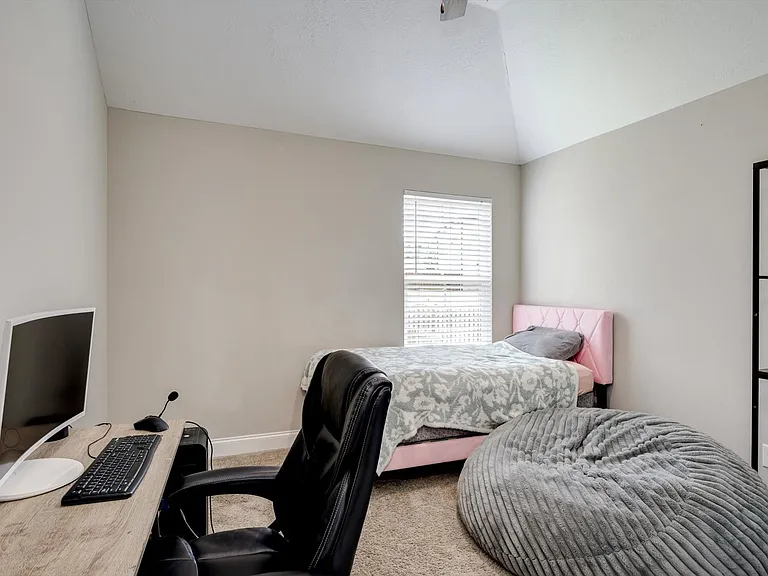 5504 Meghan Ln — Photo 23