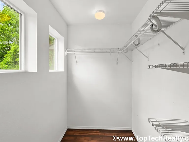 8165 NE Wilkins St — Photo 14