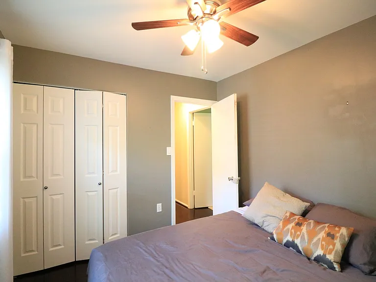 748 Azalea Dr — Photo 11