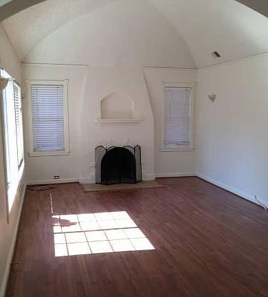 4th image of 1867 Jewell Ct