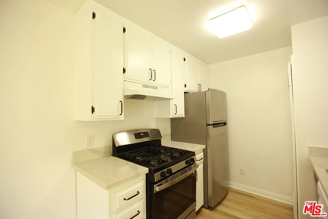 1 bed, 1.0 bath, 950 sqft, $2,175 — Photo 4