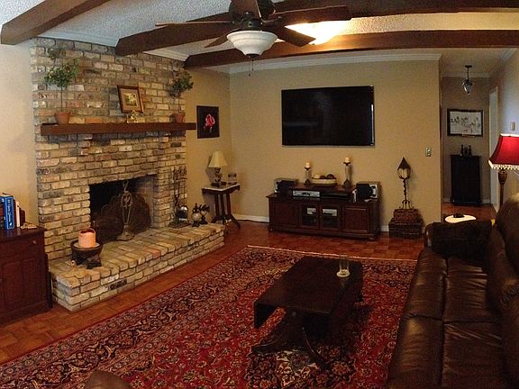 5th image of 2886 Long Lake Dr